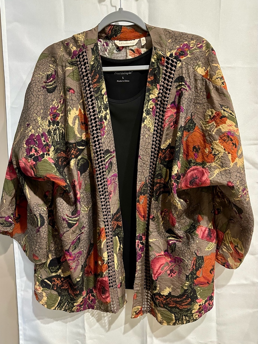 Soft Surroundings Taupe Floral Kimono Jacket with Orange & Pink Accents